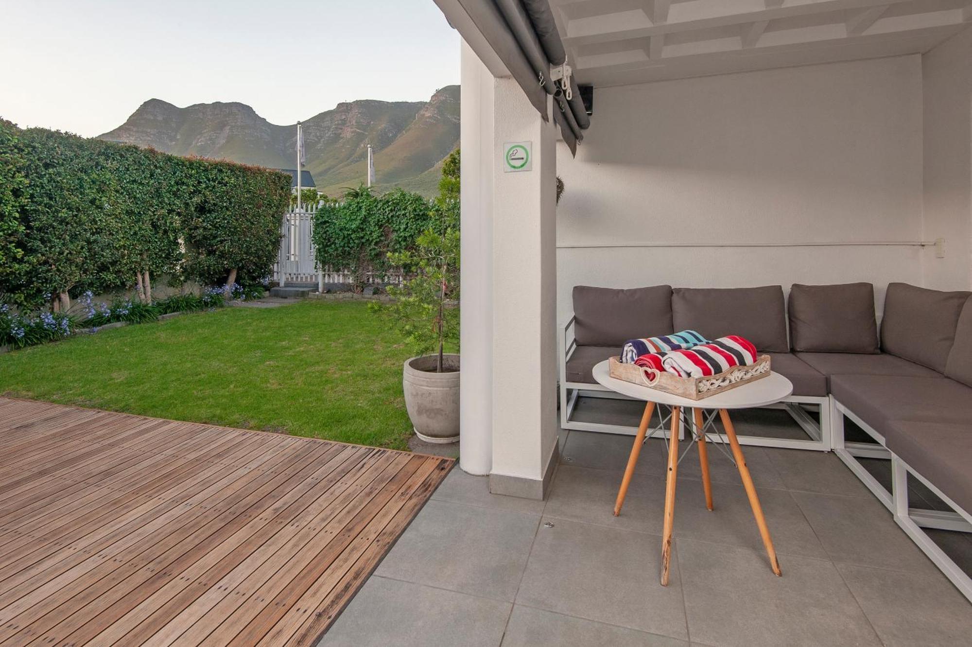 Oude Schuur Boutique Guesthouse Hermanus Exteriör bild