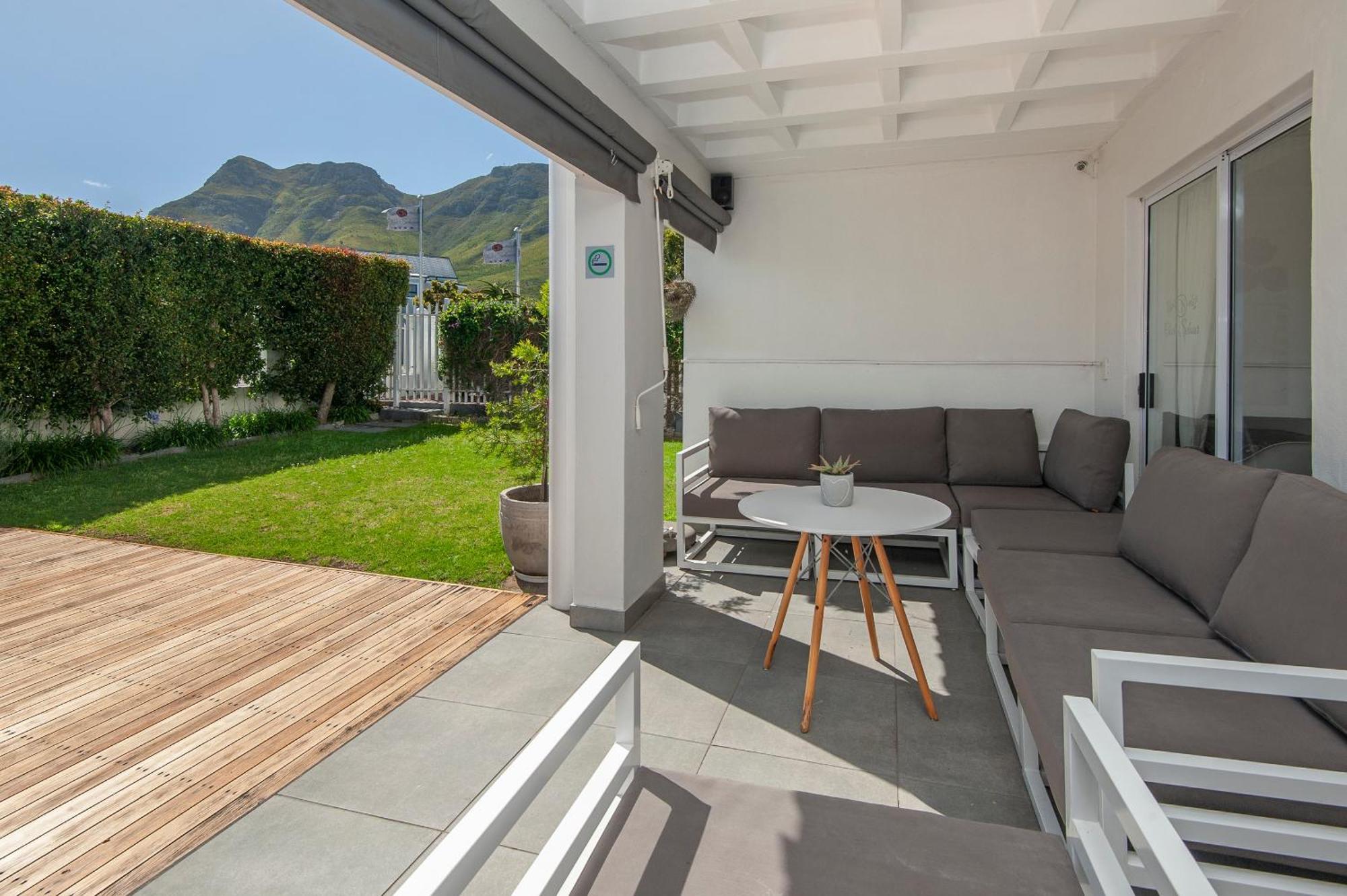 Oude Schuur Boutique Guesthouse Hermanus Exteriör bild